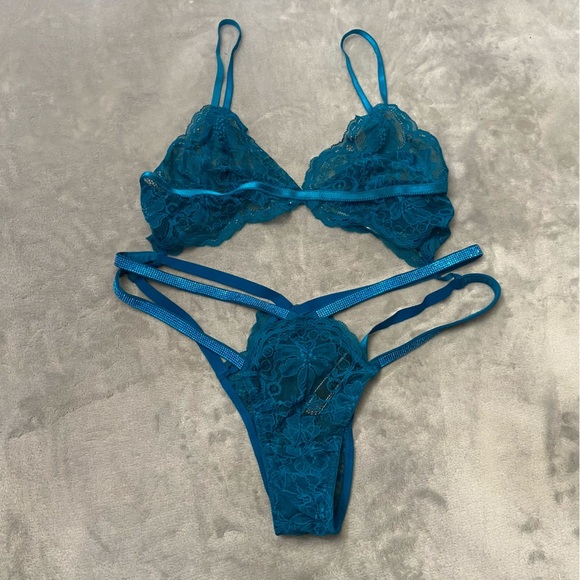 New! Victoria’s Secret Very Sexy Blue Lace Triangle Shine Strap Teddy 4302 - Picture 4 of 10